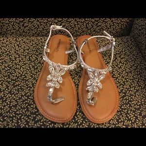 Marbella sz 10 flat sandals